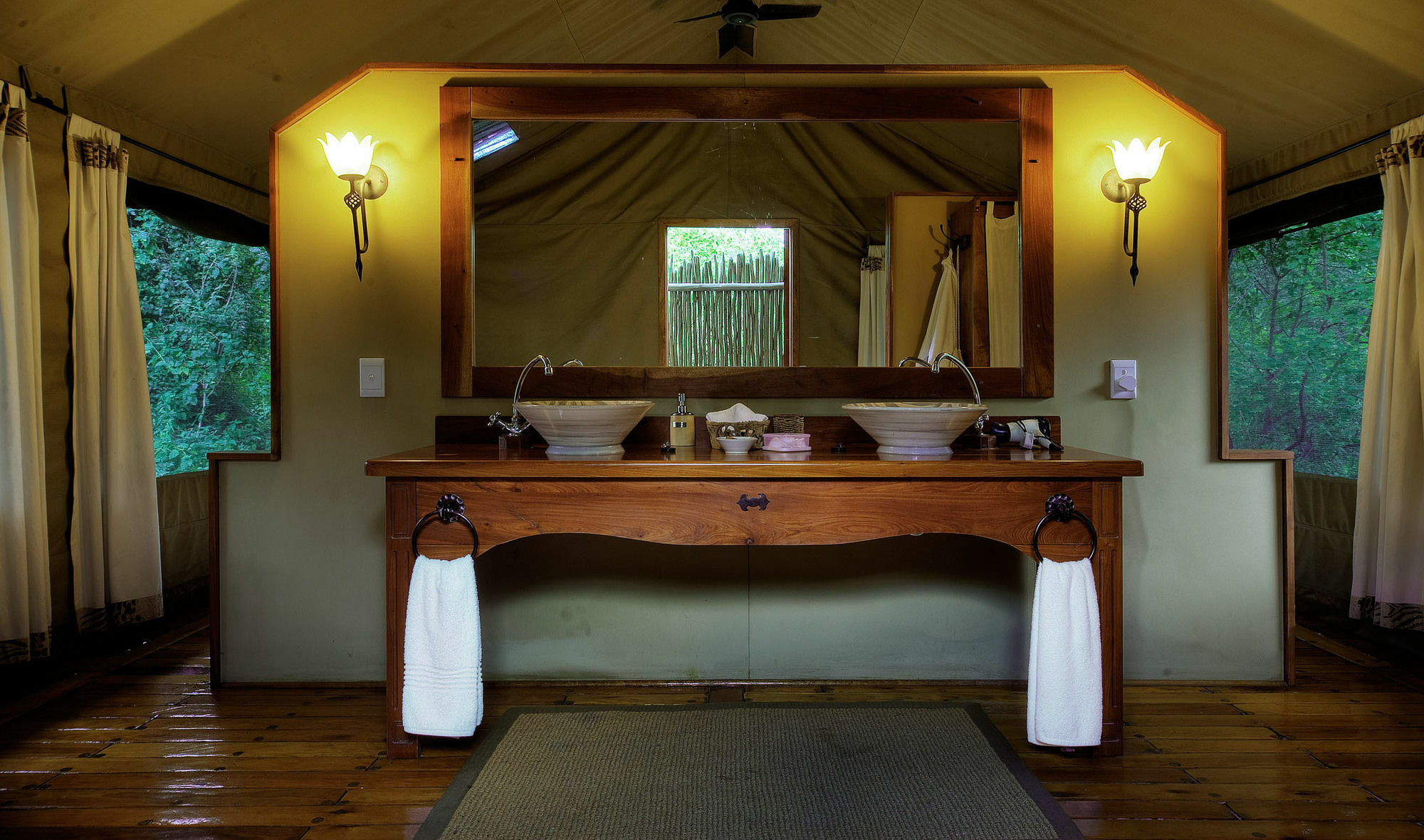 Royal Tree Lodge Μαούν Εξωτερικό φωτογραφία